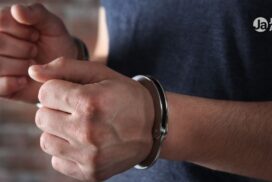 Mie: homem invade escola e rouba pertences de alunas